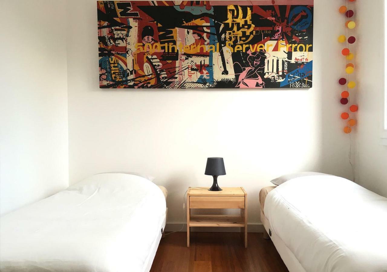 Apartment Art_booking . . . By Benoit_b